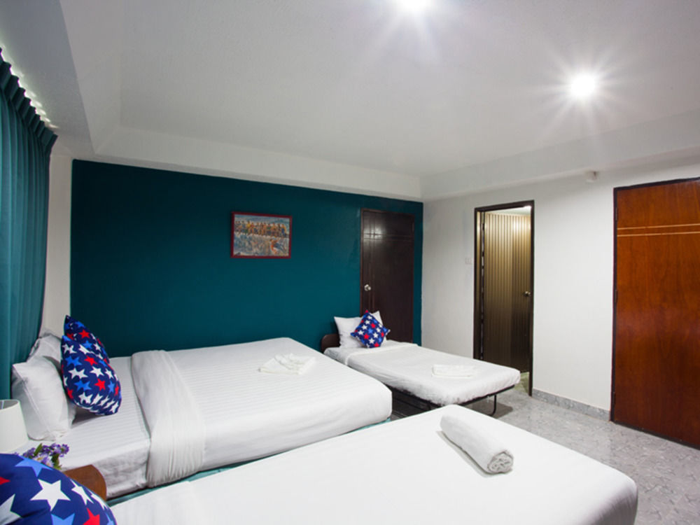 Simple Boutique Seabreeze Hotel Patong Bagian luar foto