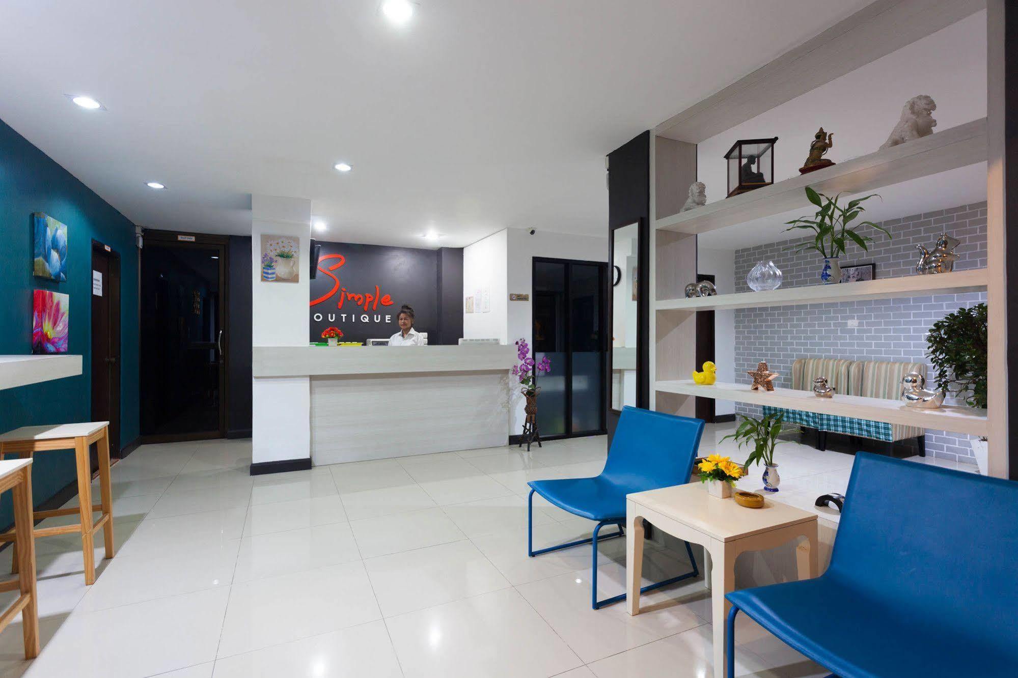 Simple Boutique Seabreeze Hotel Patong Bagian luar foto